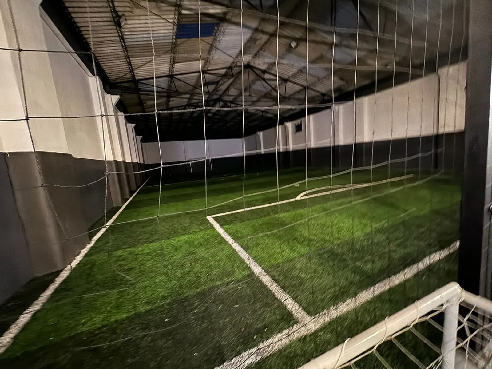 Cancha sintética techada de La Capital del Fútbol